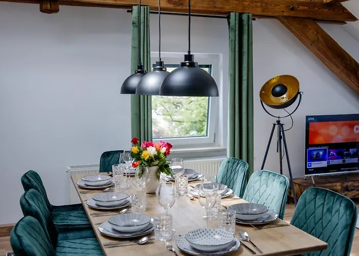 Uniqe I 115qm I 3 Schlafzimmer I Naehe Messe