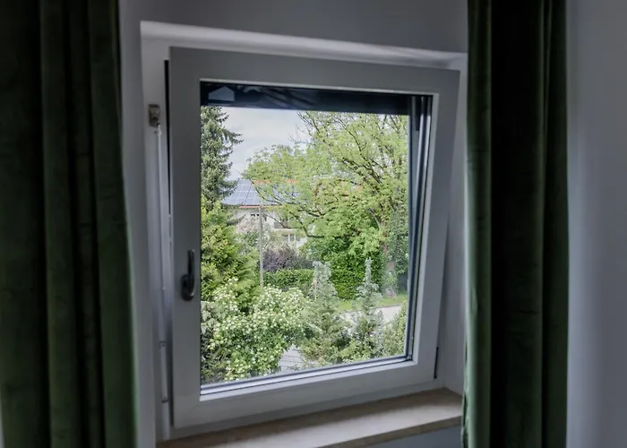 Uniqe I 115qm I 3 Schlafzimmer I Naehe Messe * Haar (Munich)