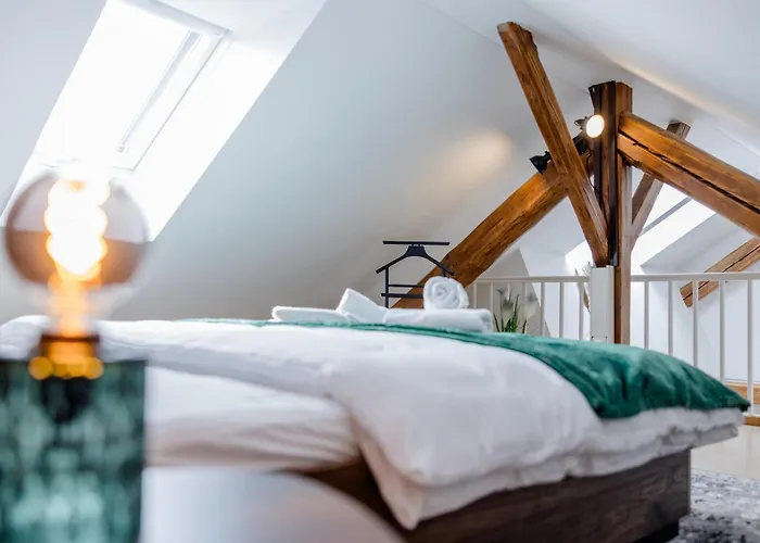 Apartment Uniqe I 115qm I 3 Schlafzimmer I Naehe Messe *