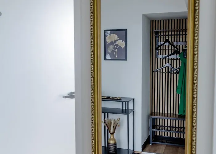 Uniqe I 115qm I 3 Schlafzimmer I Naehe Messe Apartment *
