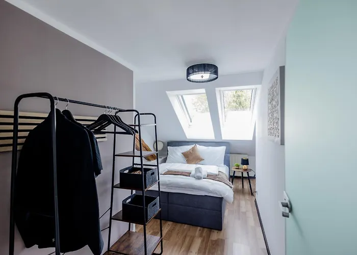 Uniqe I 115qm I 3 Schlafzimmer I Naehe Messe * Haar (Munich)