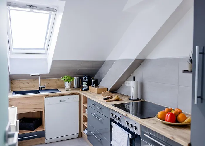 Uniqe I 115qm I 3 Schlafzimmer I Naehe Messe Haar (Munich)